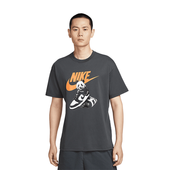 Nike Graphic T-Shirt