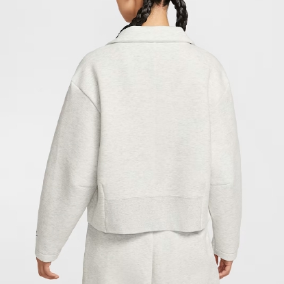 Nike Loose Knit Women Jackets